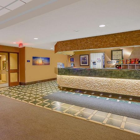 Days Inn By Wyndham Niagara Falls Lundys Lane المظهر الخارجي الصورة