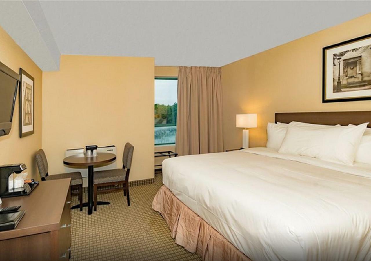 Days Inn By Wyndham Niagara Falls Lundys Lane المظهر الخارجي الصورة