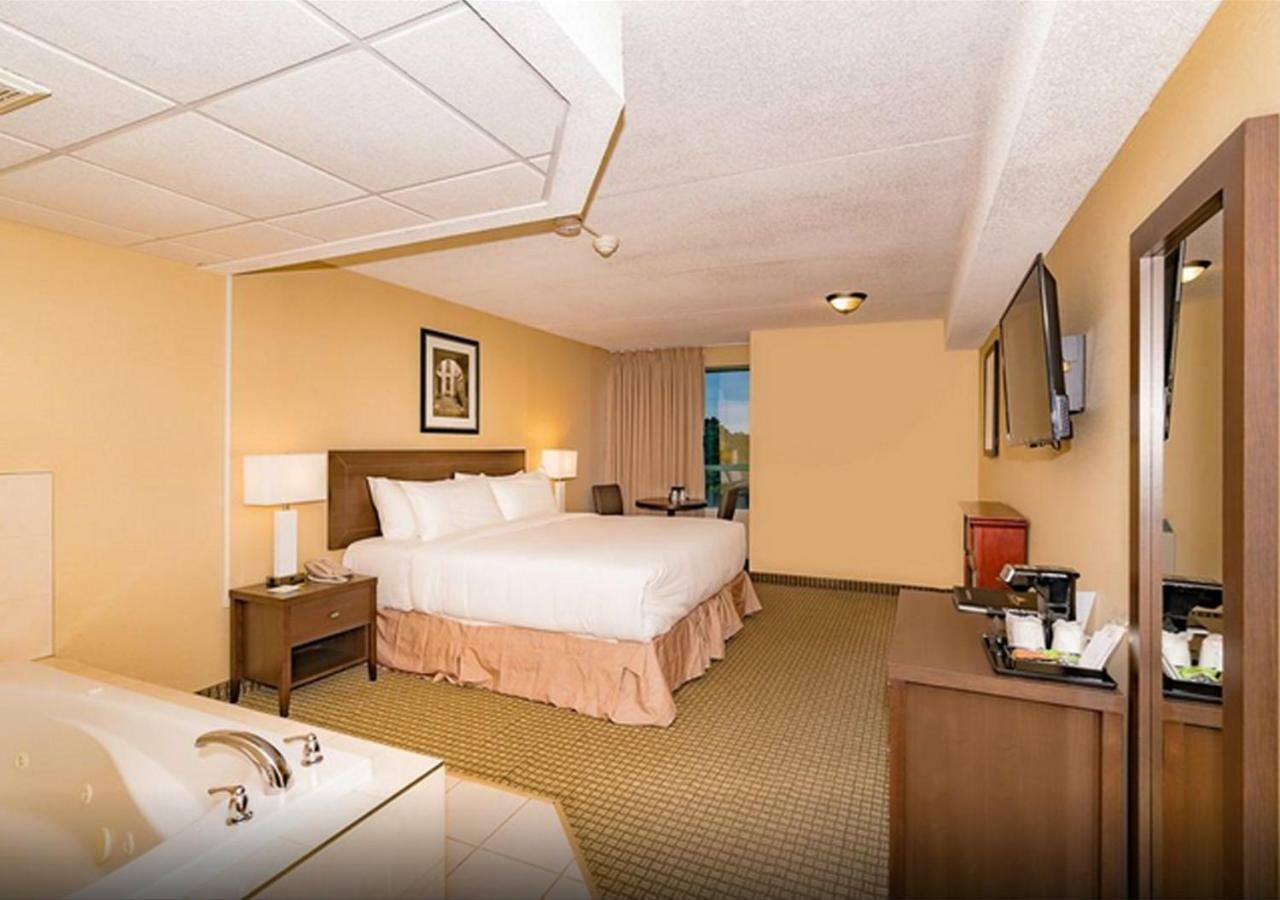 Days Inn By Wyndham Niagara Falls Lundys Lane المظهر الخارجي الصورة